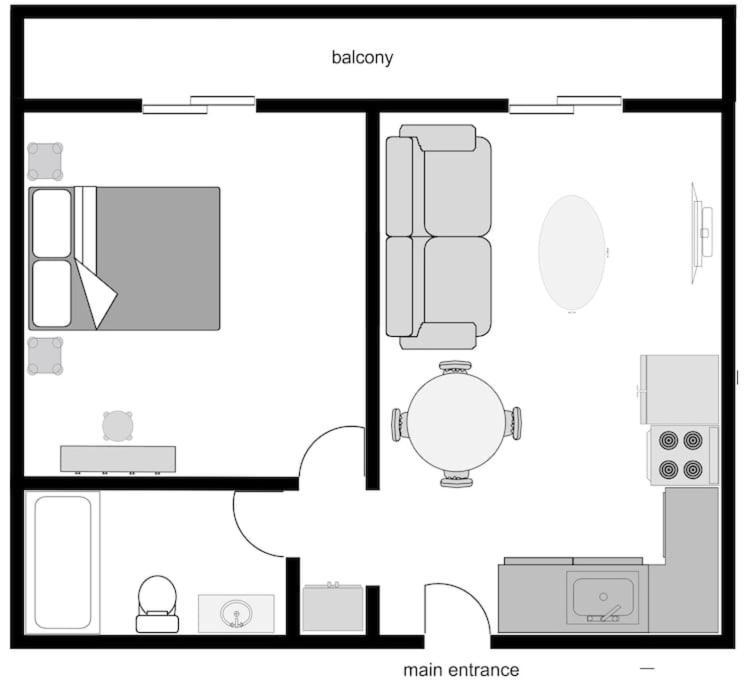 Airy Flat At Xenios Avlais