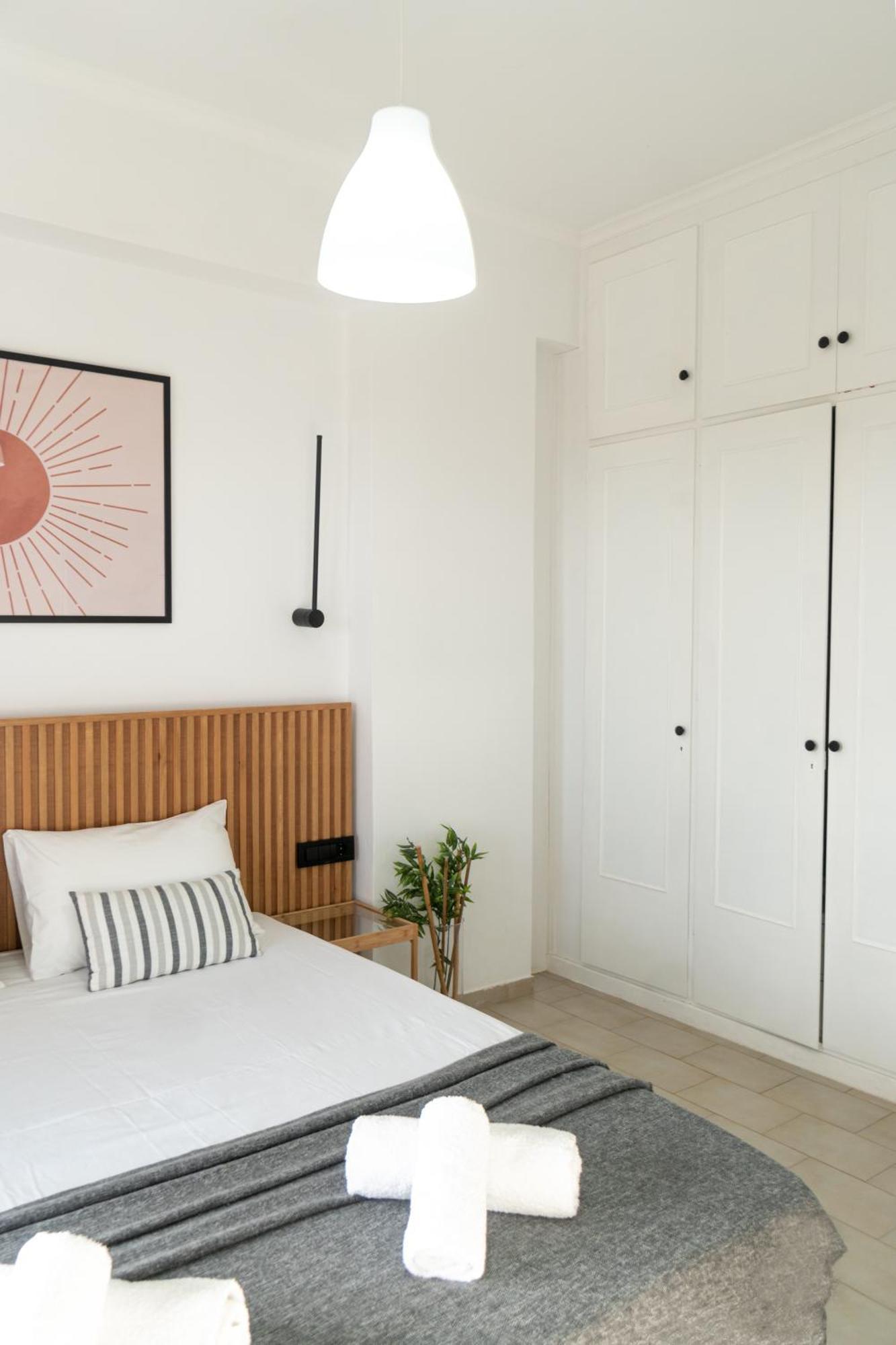 Airy Flat At Xenios Avlais Alykanas (Zakynthos)